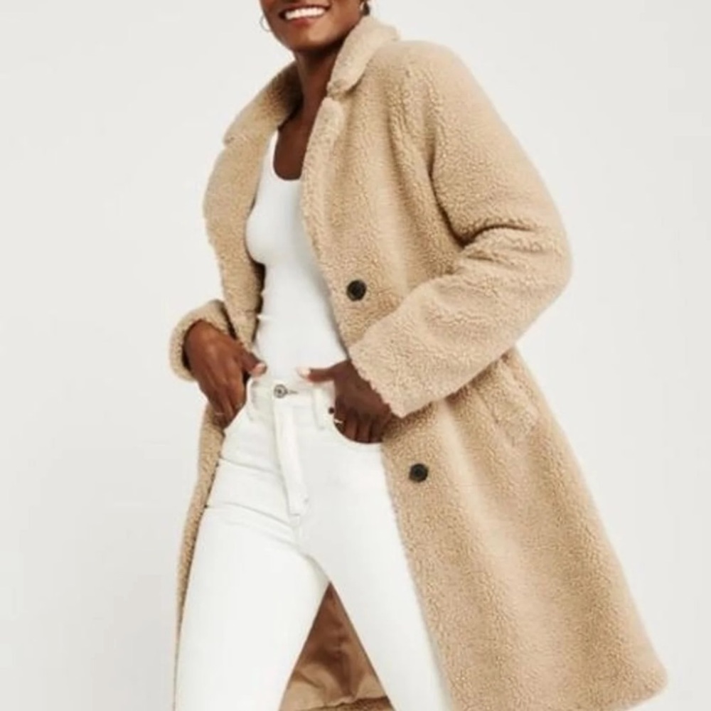 ABERCROMBIE & FITCH Sherpa Dad Coat